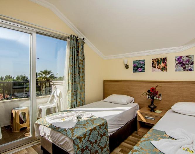 Magic Tulip Hotel - Außenansicht