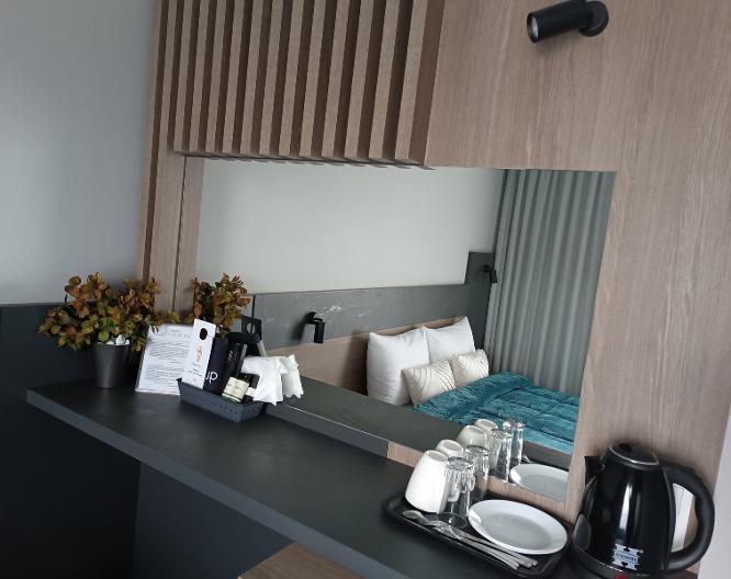 Elizabeth Queen Luxuxy Rooms - Repas et boissons