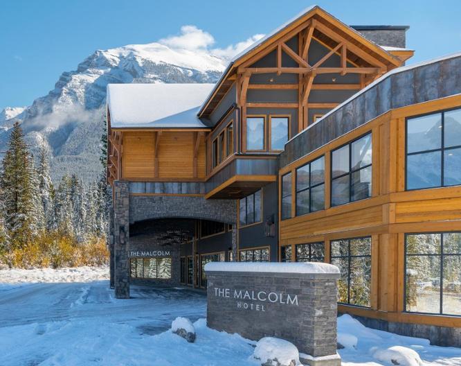 The Malcolm Hotel Canmore - Außenansicht