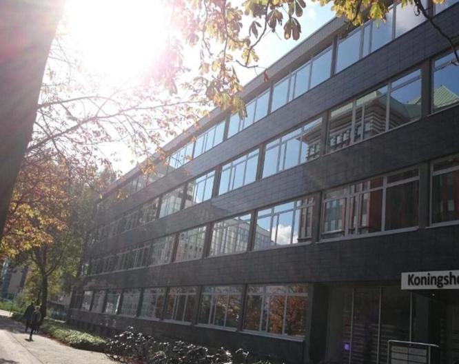 Hotel King's Court - Außenansicht