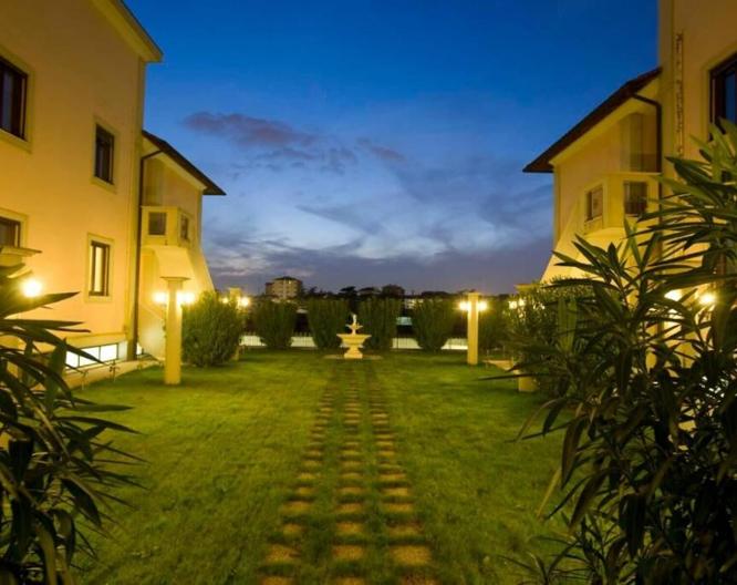 Hotel Alba Torre Maura - Außenansicht