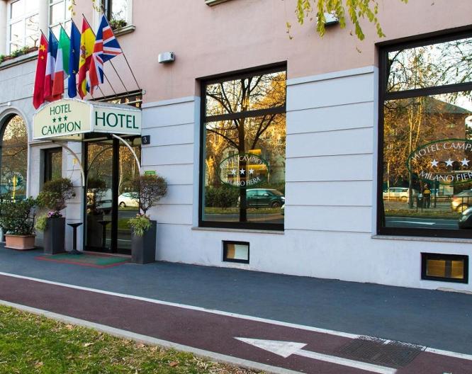 Hotel Campion - Außenansicht