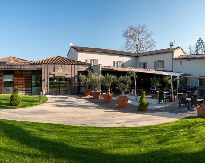 Hotel La Charpiniere - Außenansicht