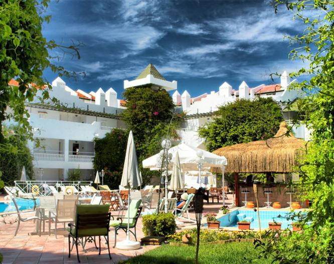 Golden Gate Club Hotel - Außenansicht