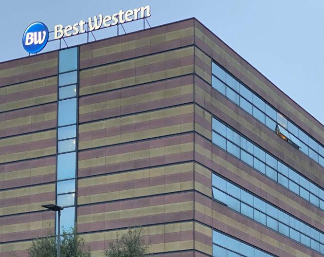 B&B HOTEL Cherasco Langhe - Außenansicht