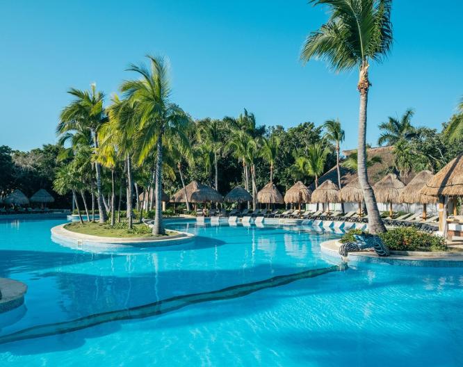 Iberostar Waves Paraiso Beach - Außenansicht