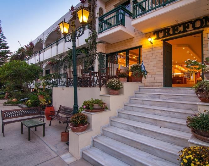 Trefon Hotel Apartments & Family Suites - Außenansicht