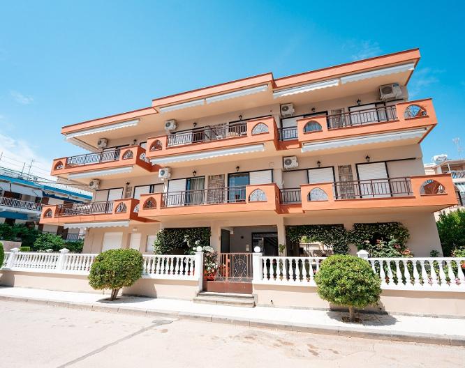 Milonas House Apartments - Außenansicht
