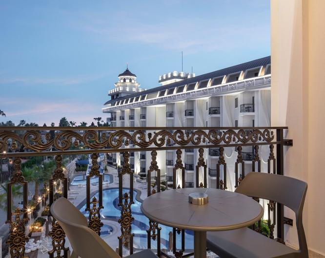 Blue Marlin Deluxe Spa & Resort - Außenansicht