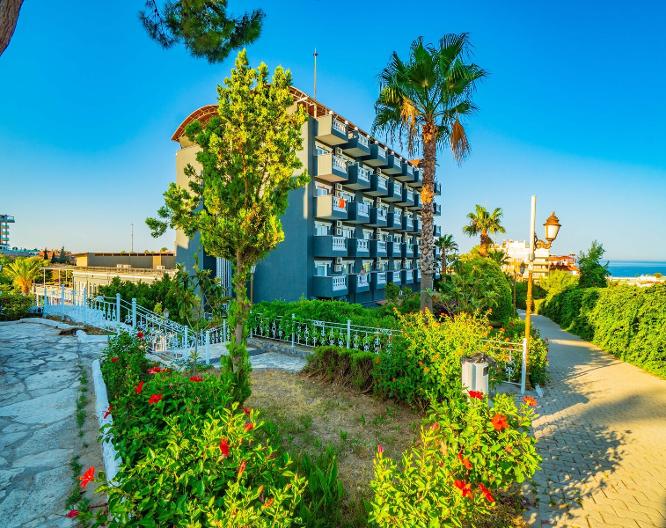 Fun Hill Resort Hotel - Außenansicht