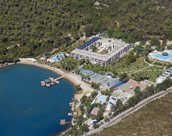 Green Bay Resort and Spa - Außenansicht