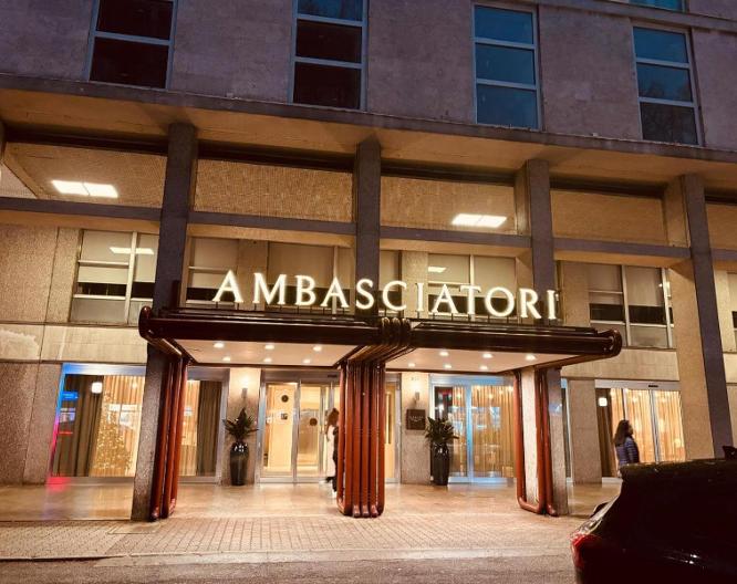 Ambasciatori Mestre Venice, Tapestry Collection Hilton - Außenansicht
