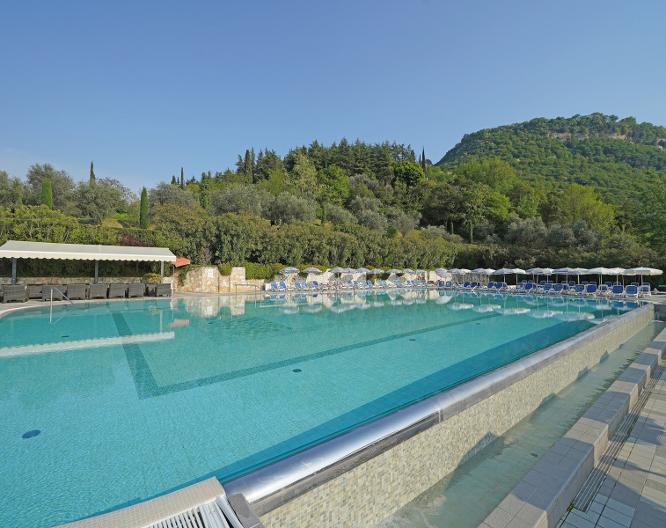 Hotel La Perla - Außenansicht