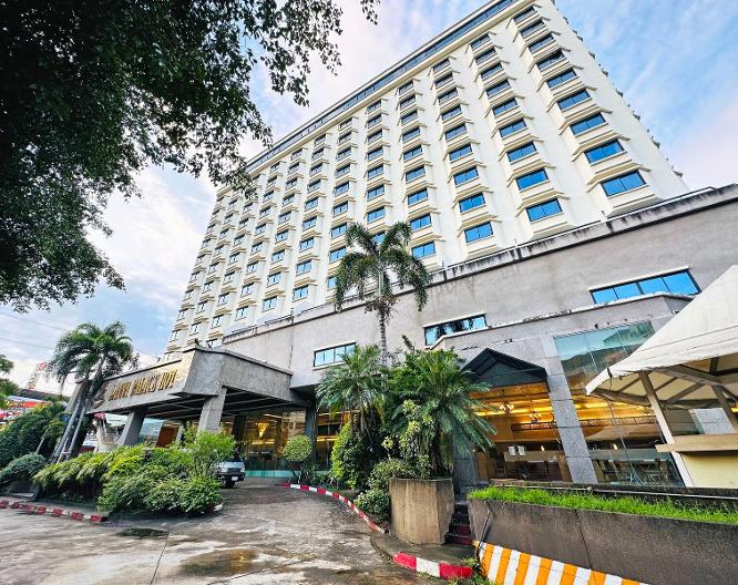 Lanna Palace - Außenansicht