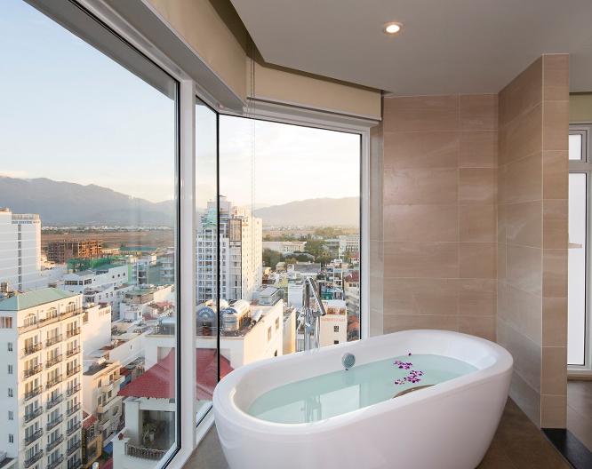 Liberty Central Nha Trang Hotel - Außenansicht