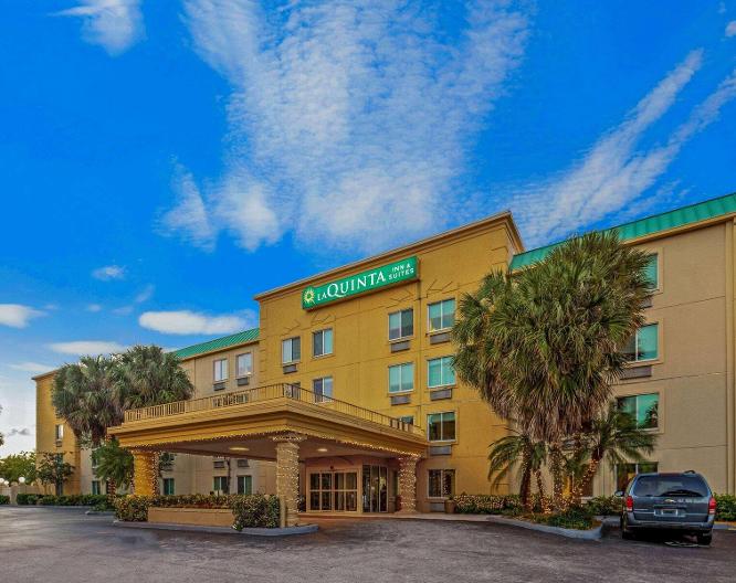 La Quinta Inn & Suites Miami Cutler Ridge - Außenansicht