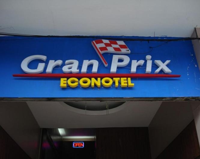 Gran Prix Hotel Pasay - Außenansicht