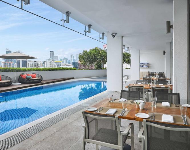 Hilton Garden Inn Singapore Serangoon - Pool