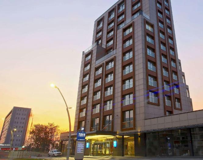 Tryp by Wyndham Istanbul Topkapi - Außenansicht