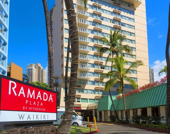 Ramada Plaza Waikiki - Außenansicht