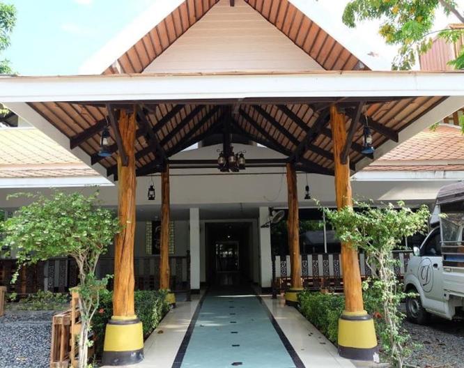 Deeden Pattaya Resort - Außenansicht