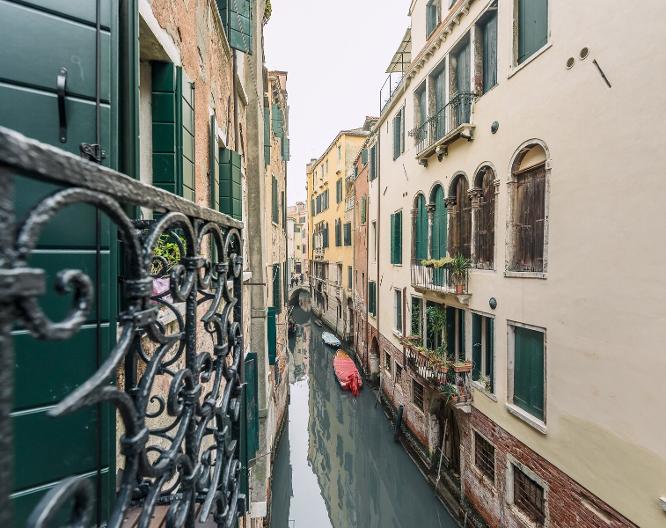 Charming Palace Corte del Teatro - Landschaft