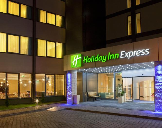 Holiday Inn Express Lisbon Airport - Außenansicht