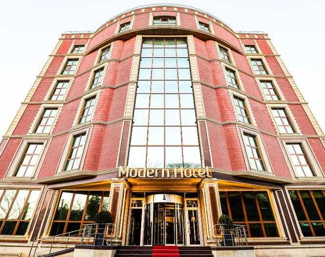 Modern Hotel - Außenansicht