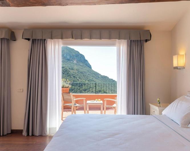 Hotel Torre di Cala Piccola - Außenansicht