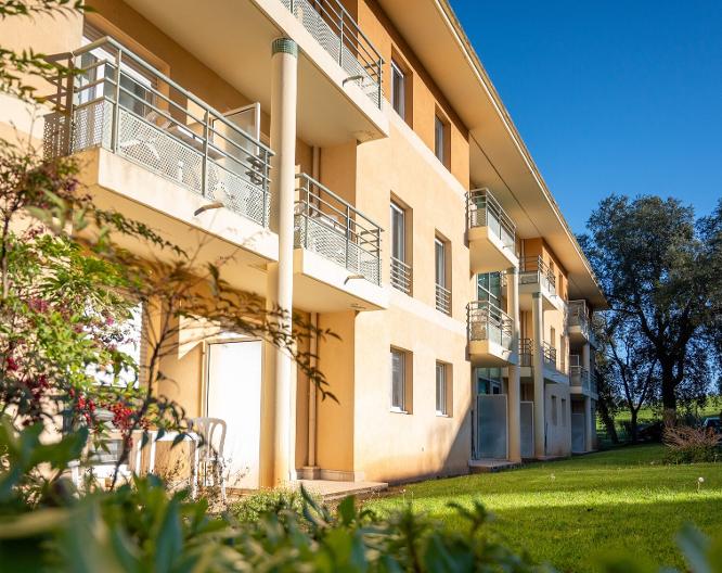 Nemea Apparthotel Green Side - Außenansicht
