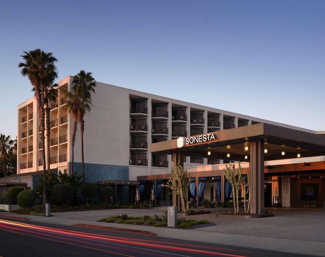 Crowne Plaza Redondo Beach & Marina - Außenansicht