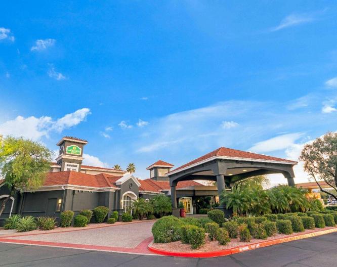 La Quinta Inn & Suites Phoenix Scottsdale - Vue extérieure