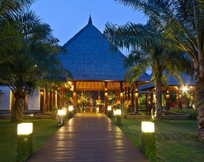 Ramayana Candidasa - Außenansicht