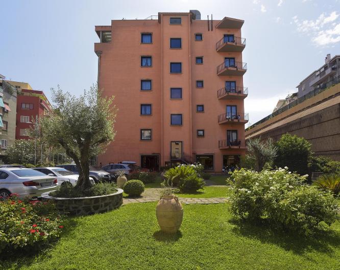 Grand Hotel Tiberio - Außenansicht
