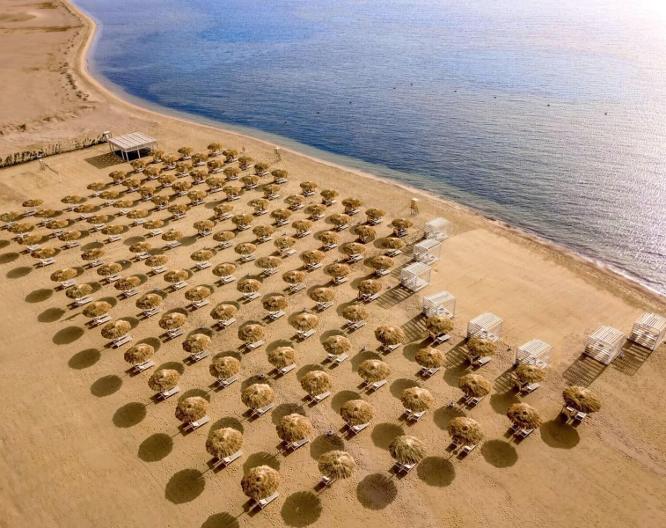 Sunrise Anjum Resort - Strand