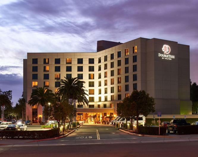 Doubletree Hotel Irvine-Spectrum - Außenansicht