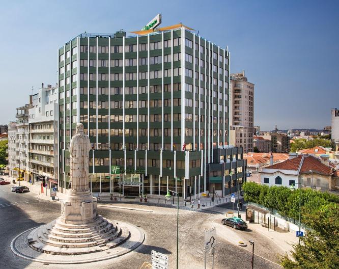 Holiday Inn Lisbon - Außenansicht