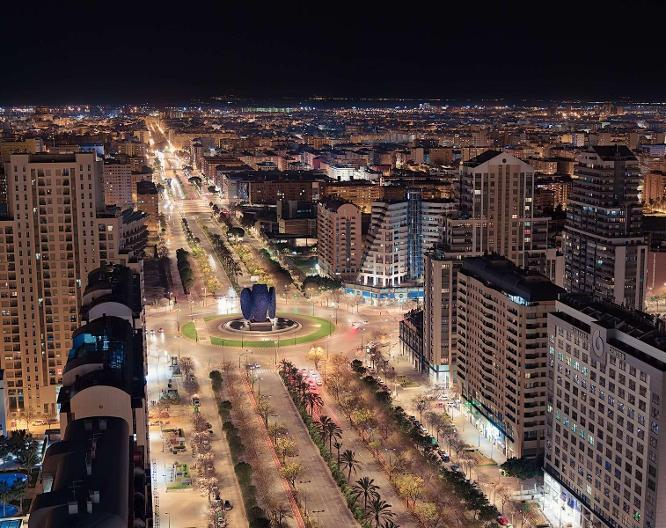 Meliá Valencia - Außenansicht