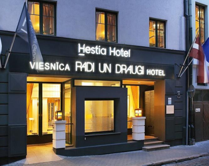 Hotel Radi Un Draugi - Außenansicht