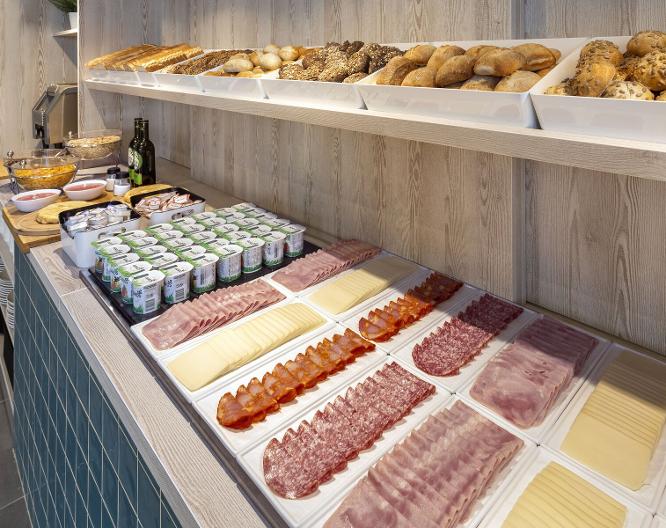 B&B HOTEL Lisboa Aeroporto - Essen und Trinken