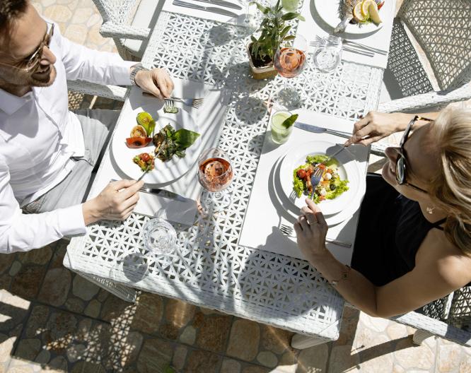 ROBINSON DJERBA BAHIYA - Repas et boissons