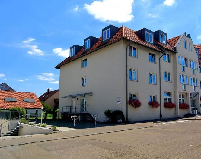 PLAZA Hotel Blankenburg Ditzingen, Sure Hotel Collection - Außenansicht