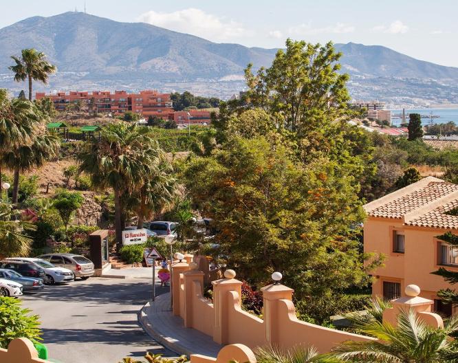 Ramada Hotels & Suites by Wyndham Costa del Sol - Außenansicht