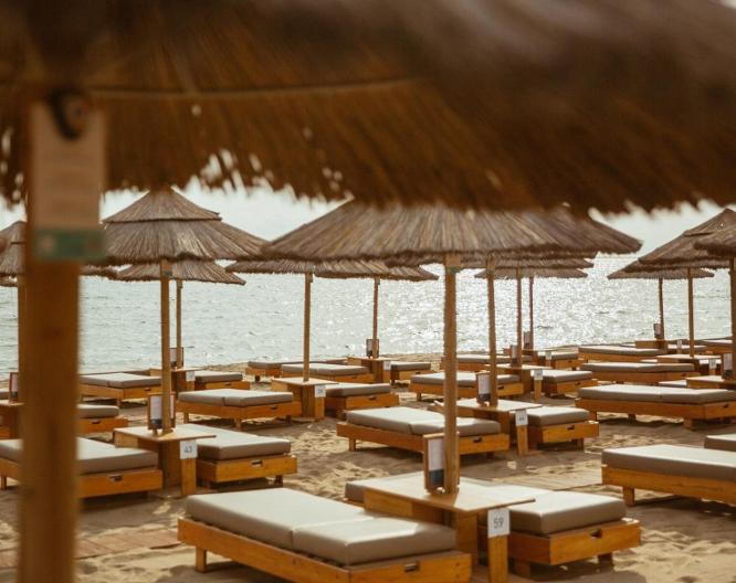 Cumeja Beach Club & Hotel - Außenansicht