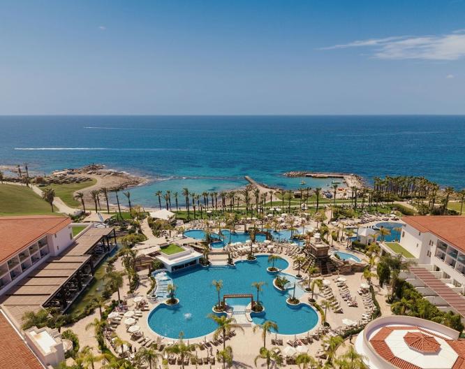 Olympic Lagoon Paphos - Außenansicht