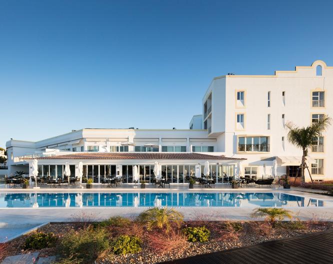 Dona Filipa Hotel - Außenansicht