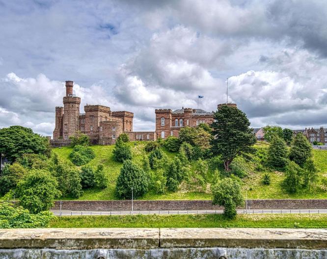 Inverness Palace Hotel & Spa - Außenansicht