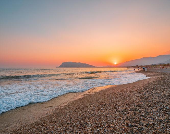 Avena Resort Spa Hotel - Strand