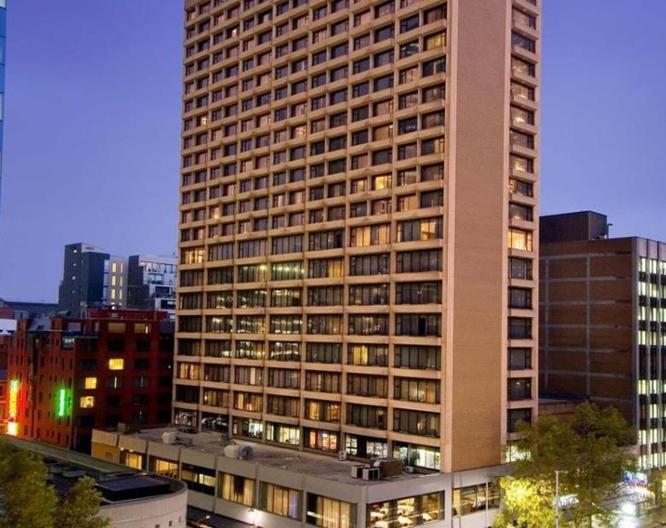 Rydges Melbourne - Außenansicht