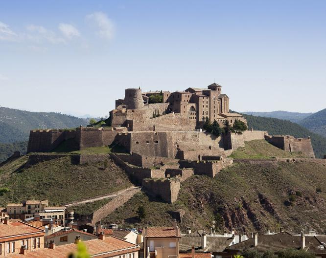 Parador de Cardona - Außenansicht